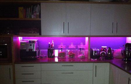 подсветка для кухни под шкафы фото