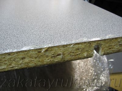 Нанесение герметика на торец.